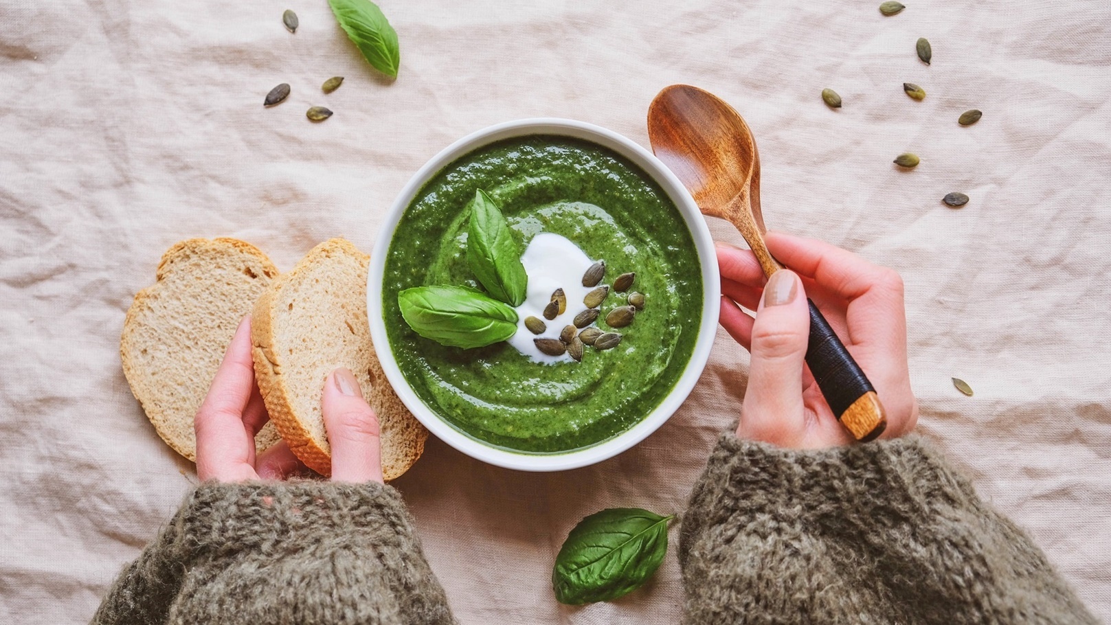 عمل شوربة السبانج باللبن