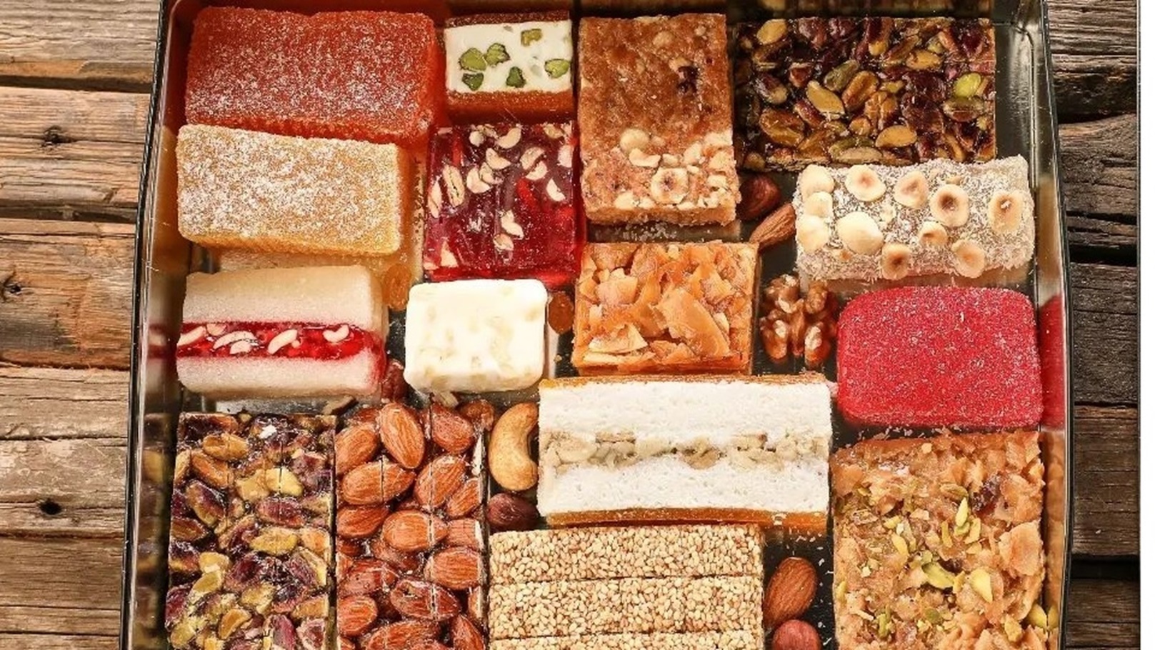 حلاوة المولد