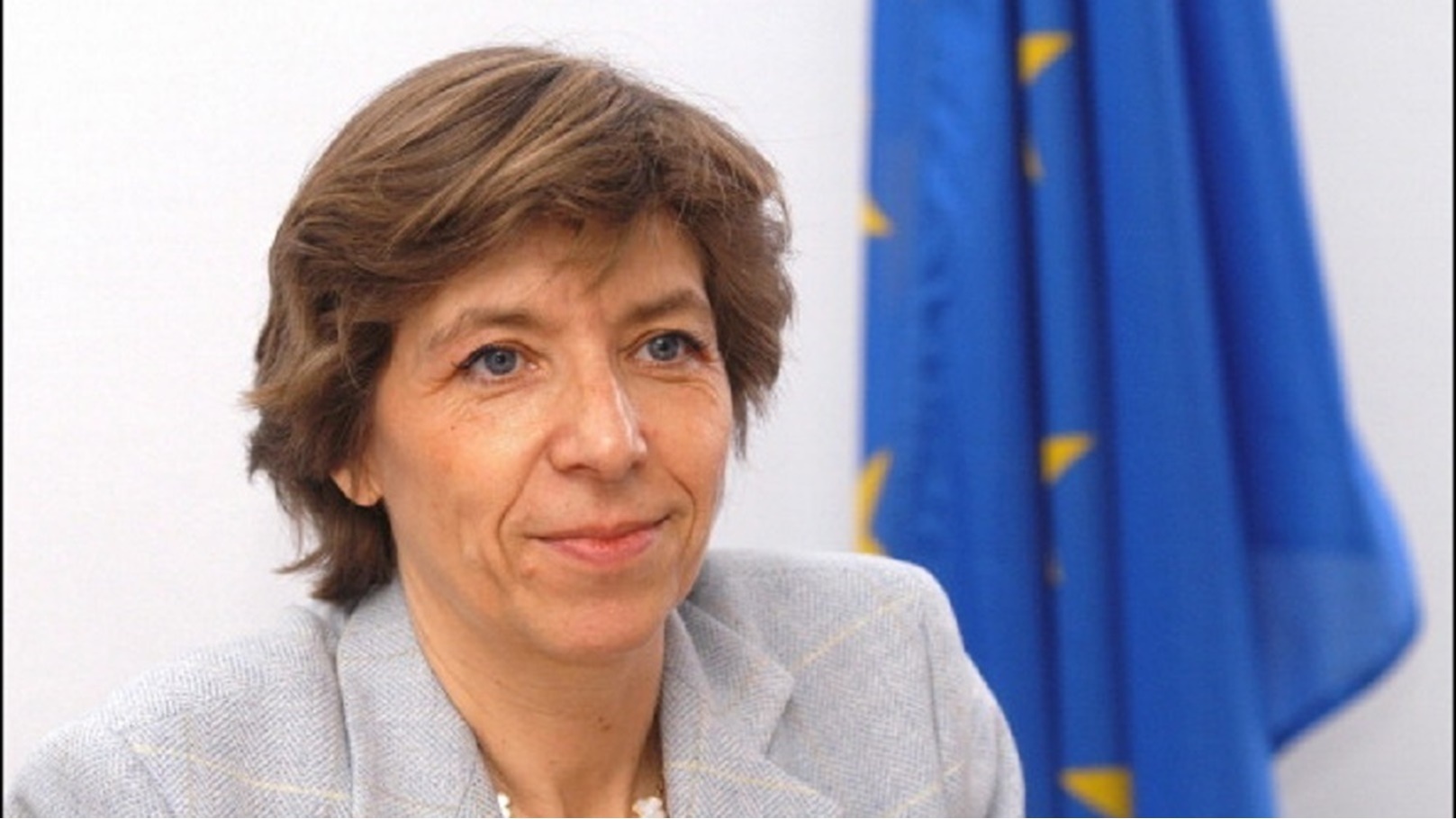 министр иностранных дел франции. мининдел франции. министр иностранных дел катрин колонна. министр европейских и иностранных дел франции. катрин колонна.