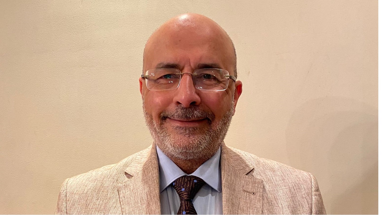 الدكتور محمد أنور