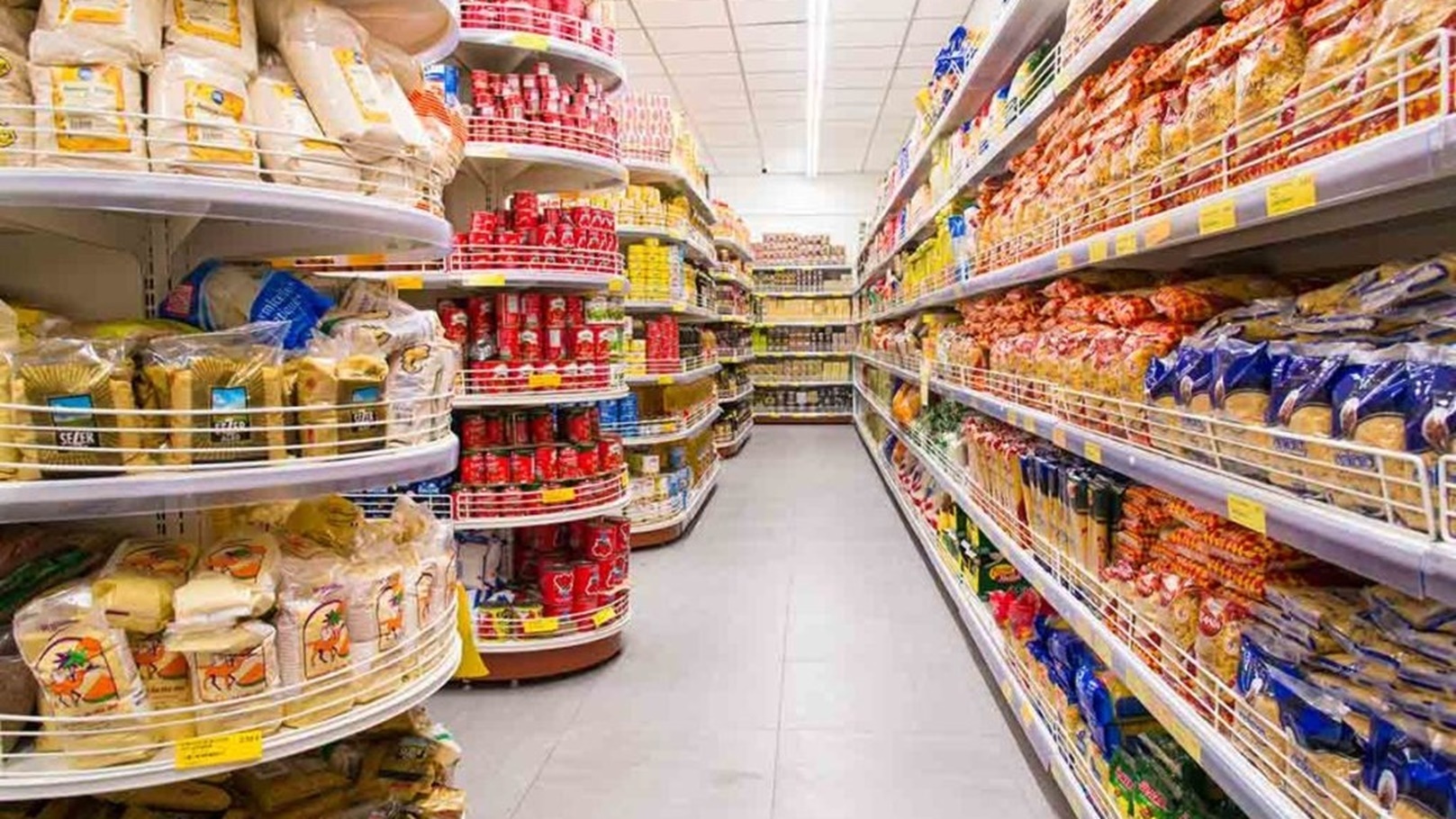 agencement-magasin-azur-market-frejus-83-7-1024x683