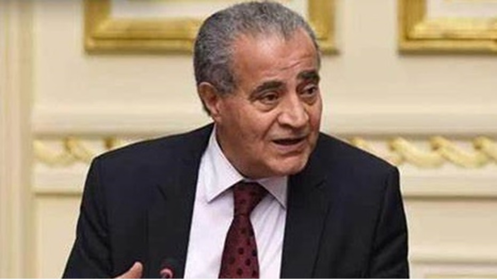 وزير التموين