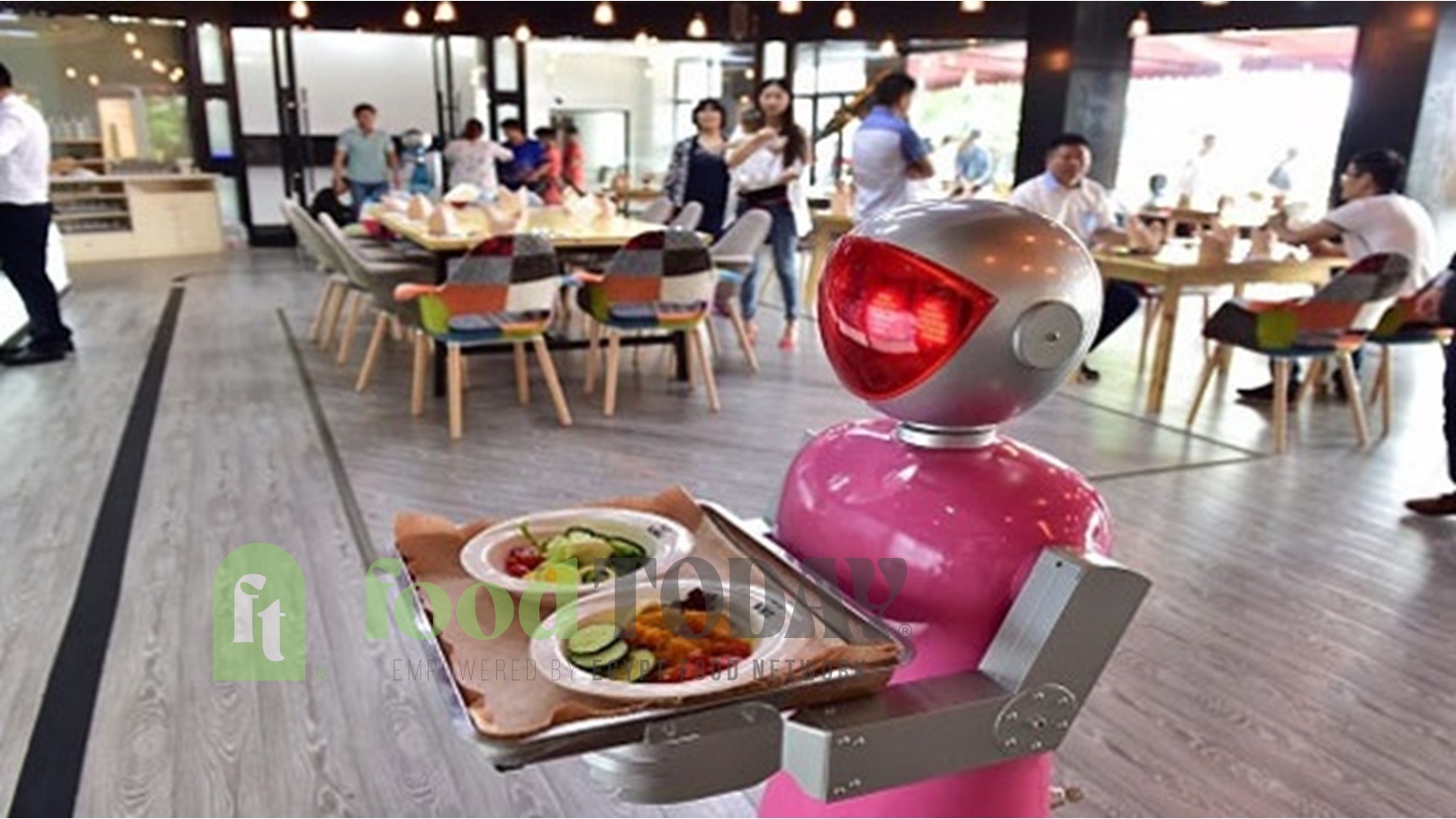 57902-الروبوت-النادل