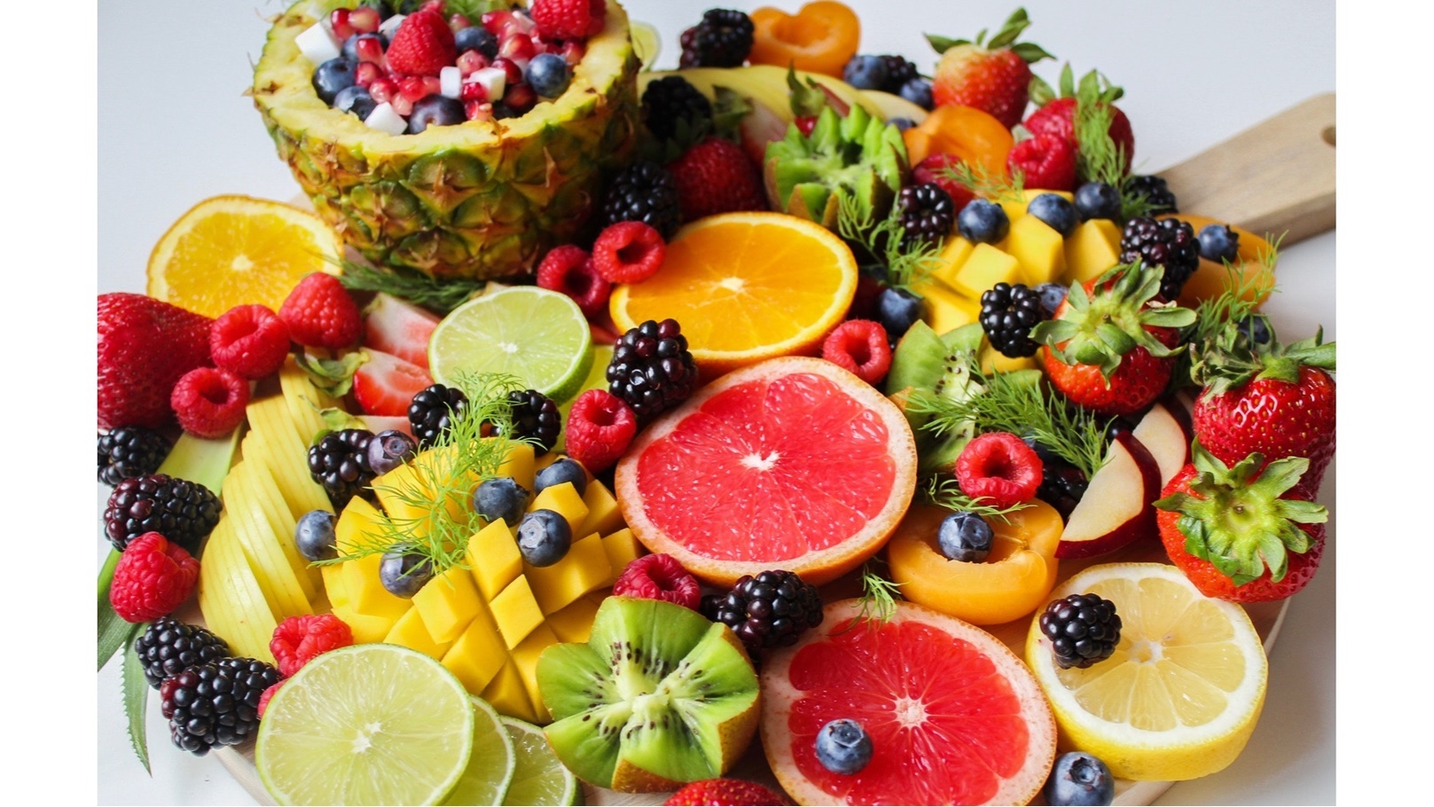 الفاكهة عدو الدايت