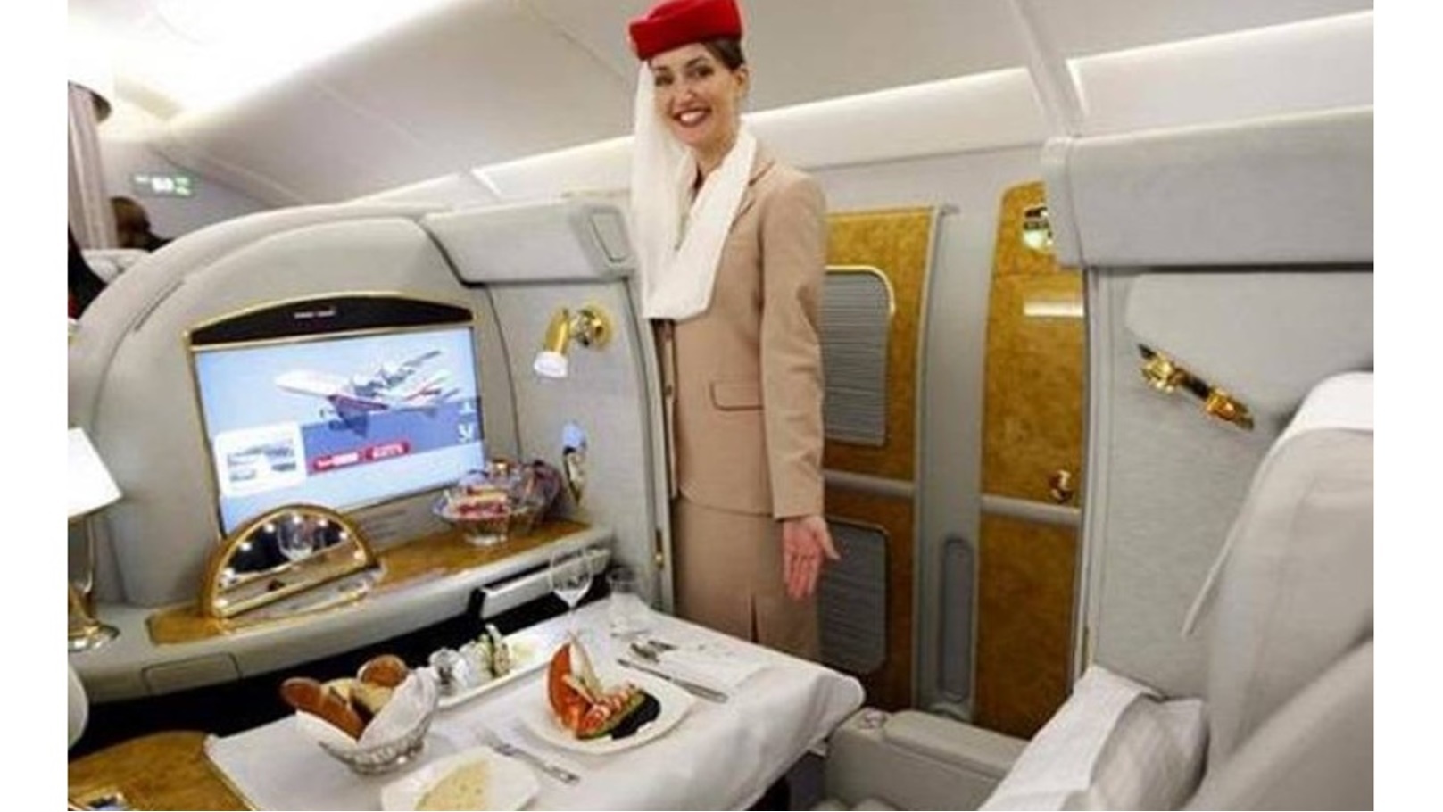 طيران الامارات