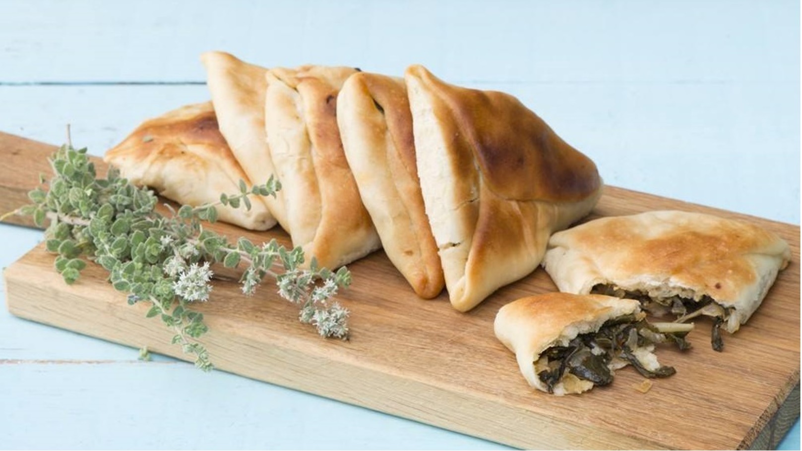 مناقيش سبانخ 
