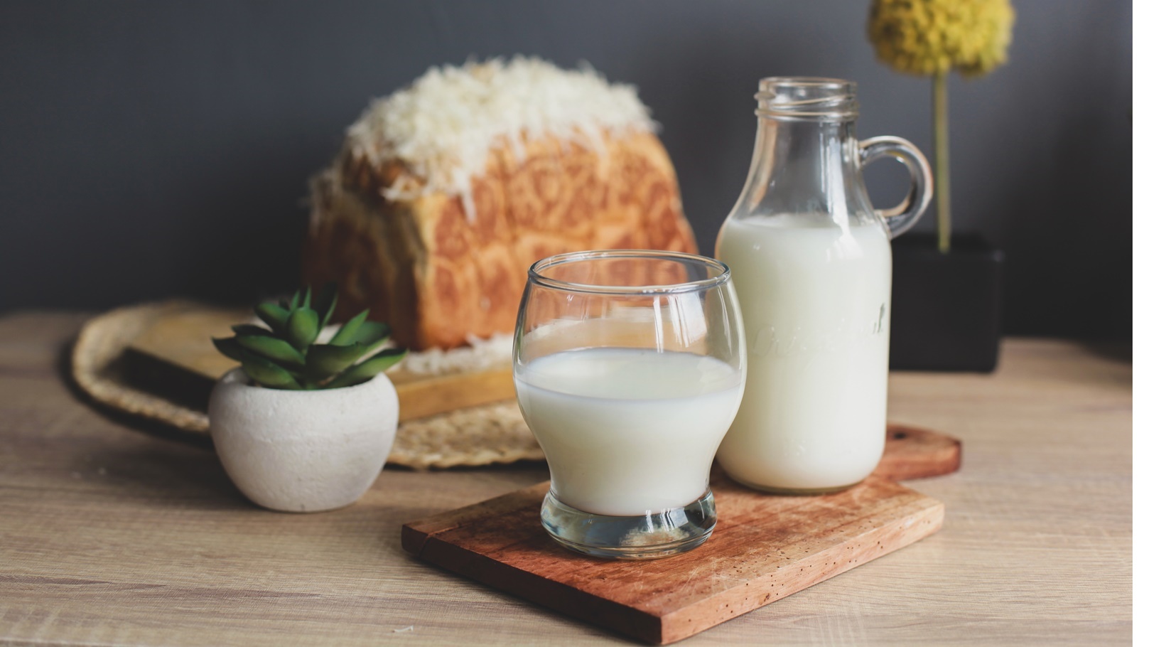 milk-and-bread-2021-08-30-17-21-10-utc