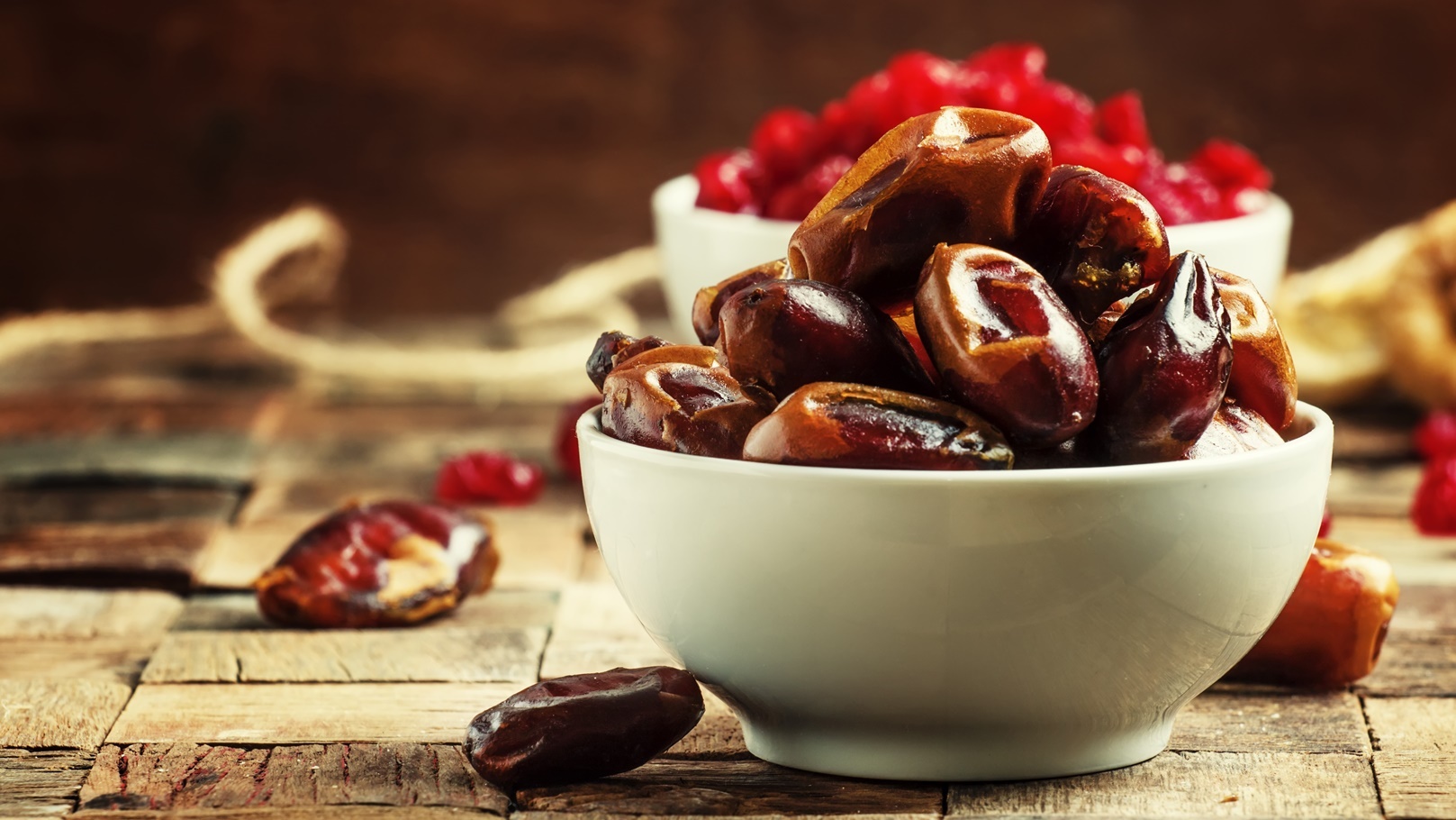 dried-sweet-dates-2021-08-27-08-40-09-utc