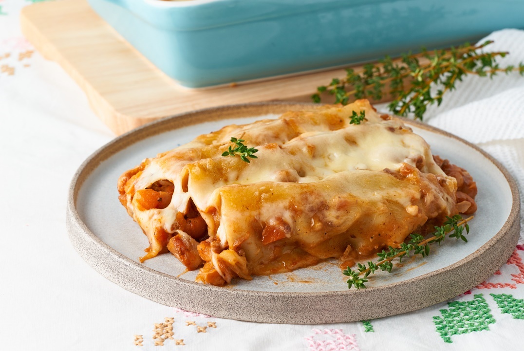 cannelloni-pasta-with-filling-of-ground-beef-toma-2021-08-28-02-00-48-utc