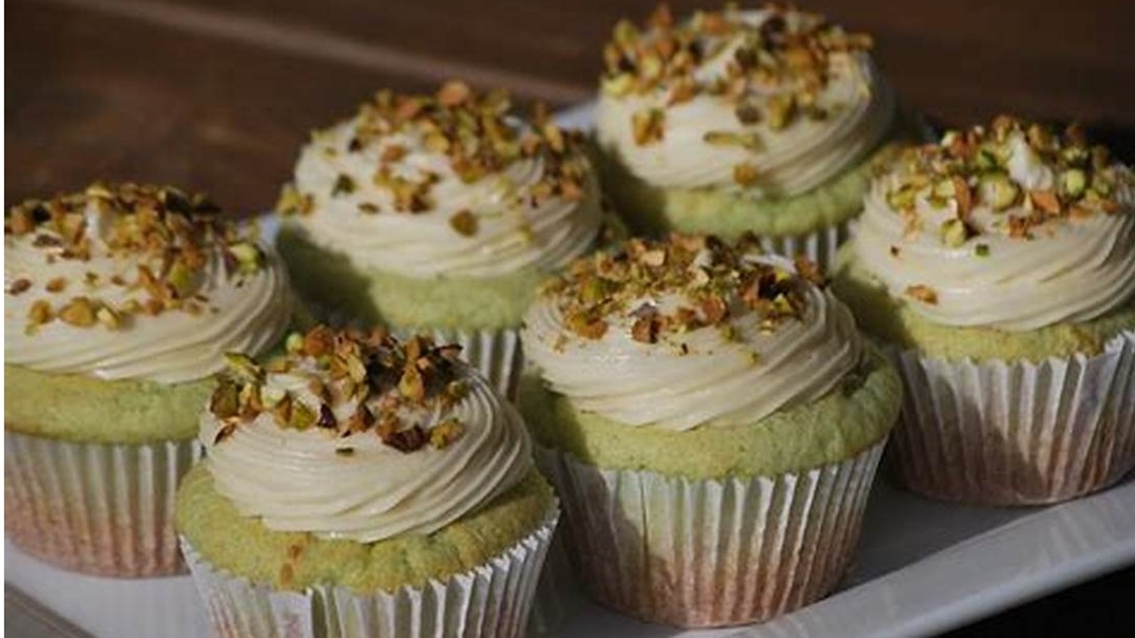 كب كيك الفستق