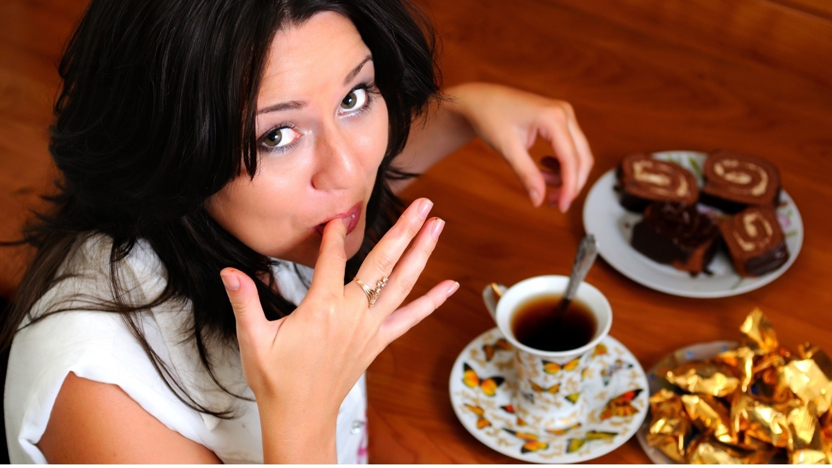 32022417044479813472