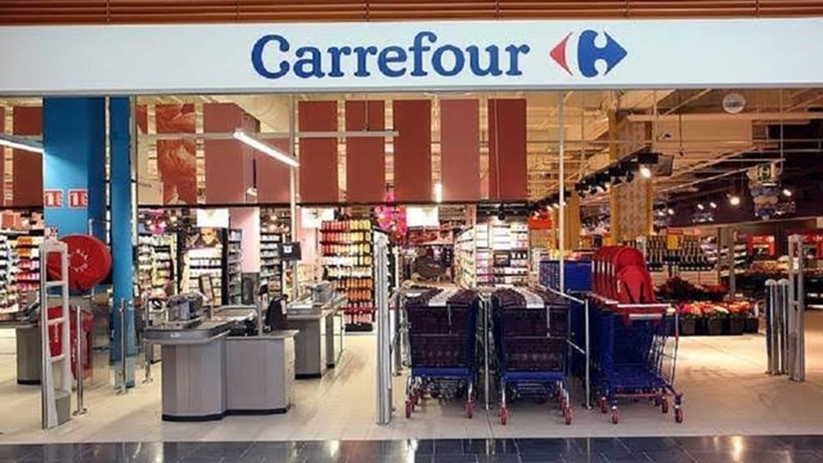 3F9D3B32-159B-495A-A6D2-852506D816DB