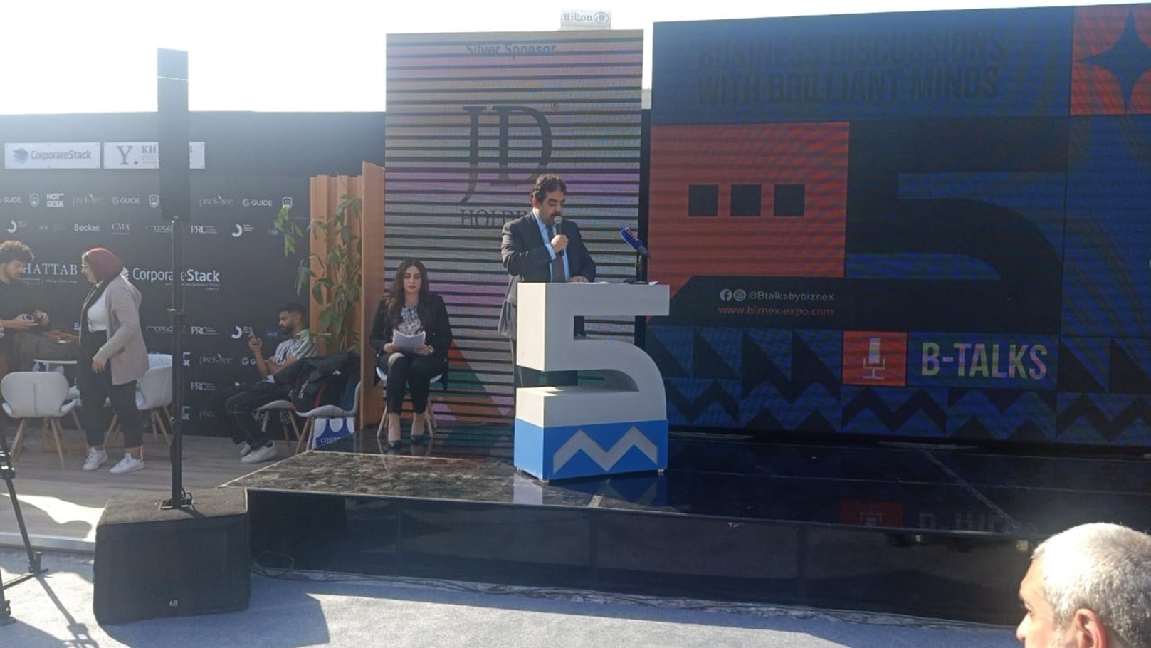 أسامة فاروق - وزير مفوض بالتمثيل التجاري (1)