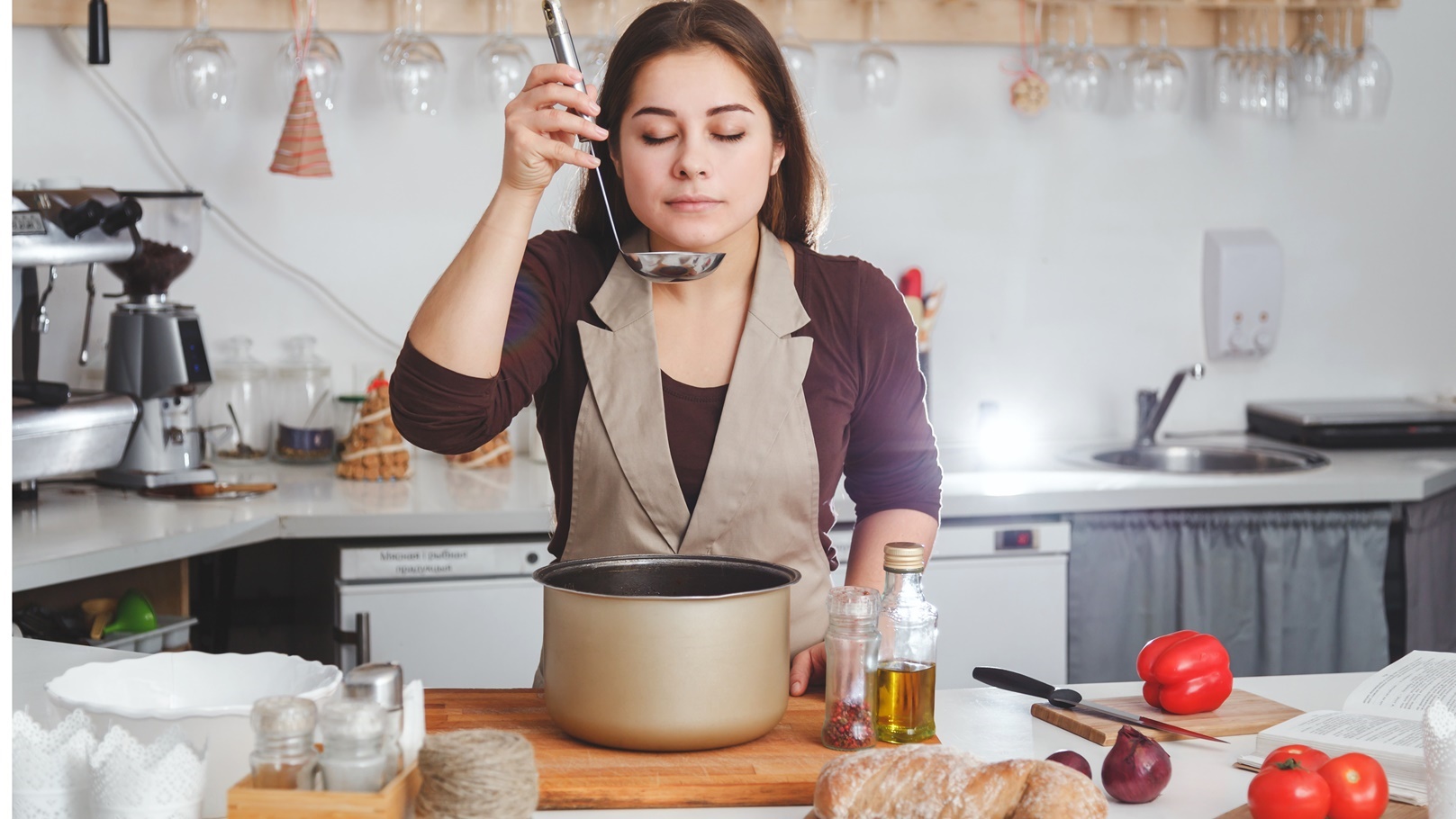 طريقة عمل شوربة لسان العصفور بالكفتة