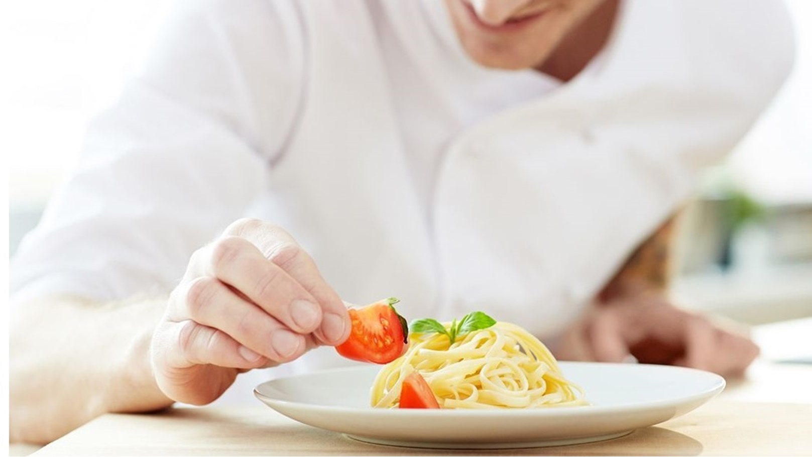 طريقة عمل المكرونة باللبن والطحينة