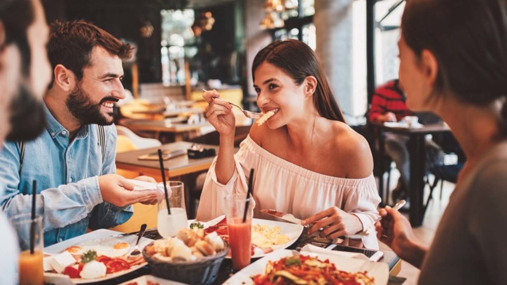 restaurants-in-dubai-C-14-12.ar12162020-1024x640