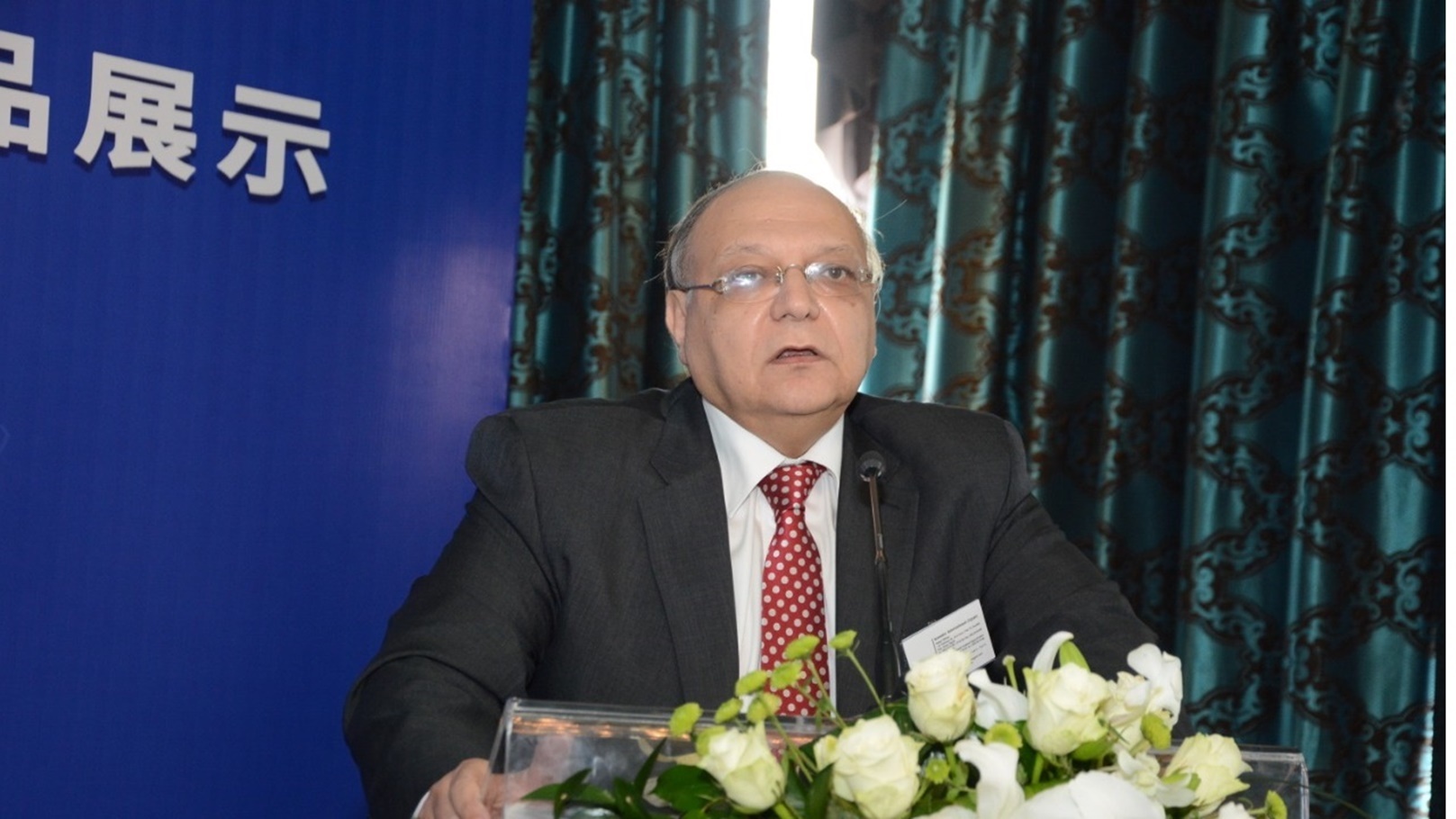الدكتور مصطفي إبراهيم رئيس الجانب المصري بمجلس الأعمال المصري الاسترالي