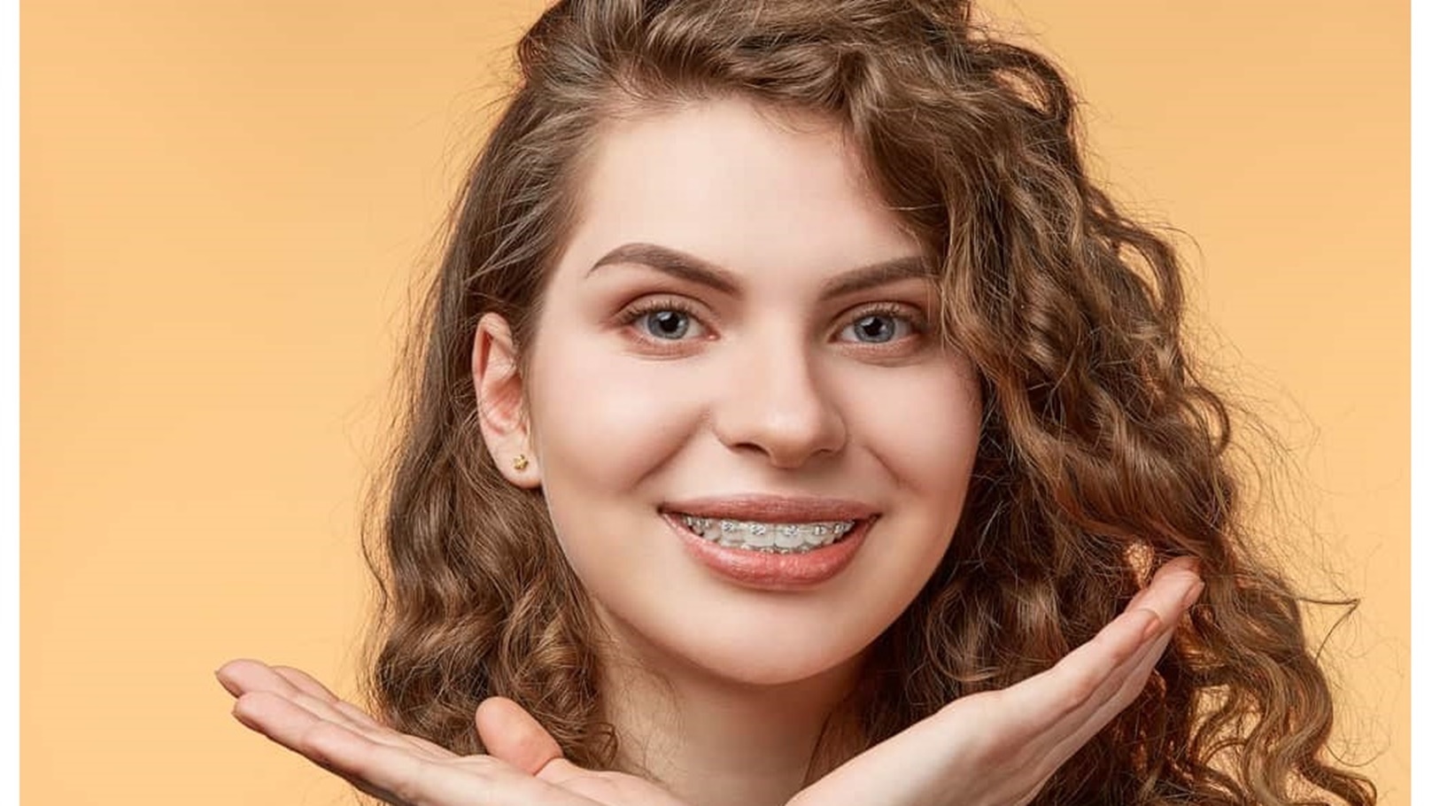 why-more-weomen-are-using-braces-and-invisalign