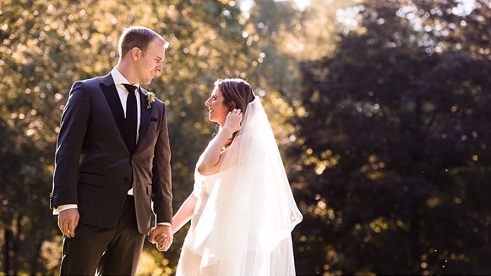 401_08-22-15-710x472