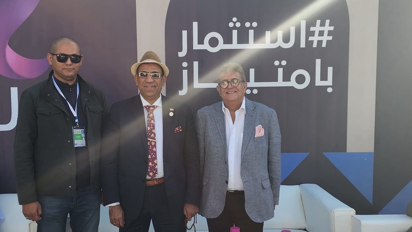 الدكتور علاء العيسوي خلال مشاركته في معرض بيزنكس