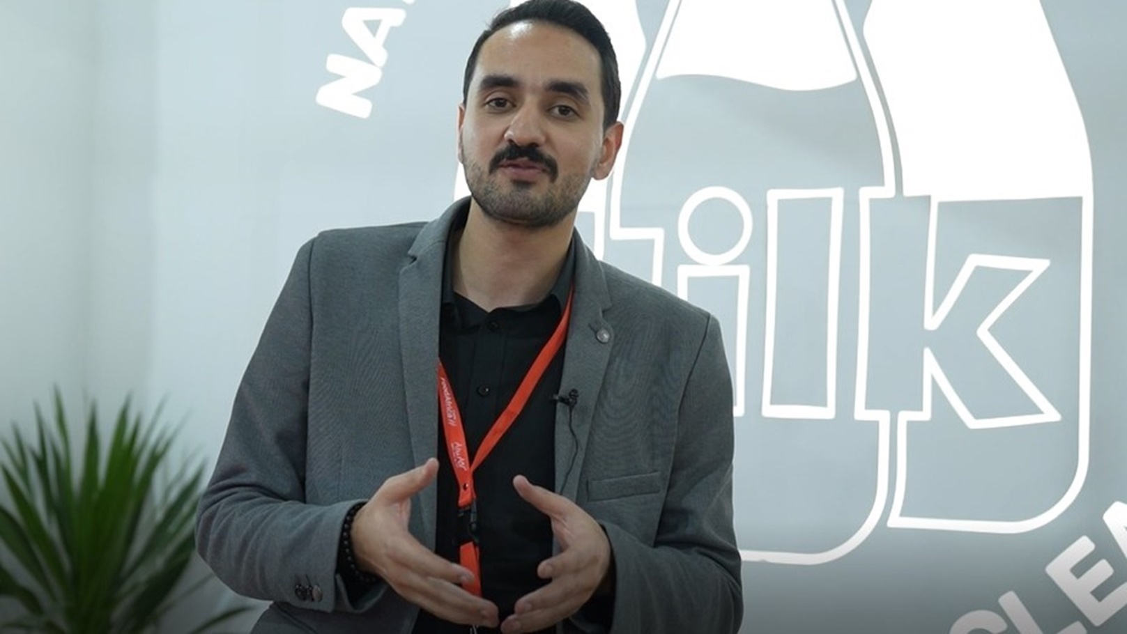 صهيب الهناندة مدير المبيعات بشركة LA CRIMA