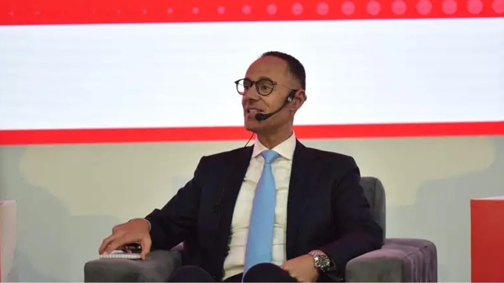 المهندس أشرف الجزايرلى رئيس غرفة الصناعات الغذائية