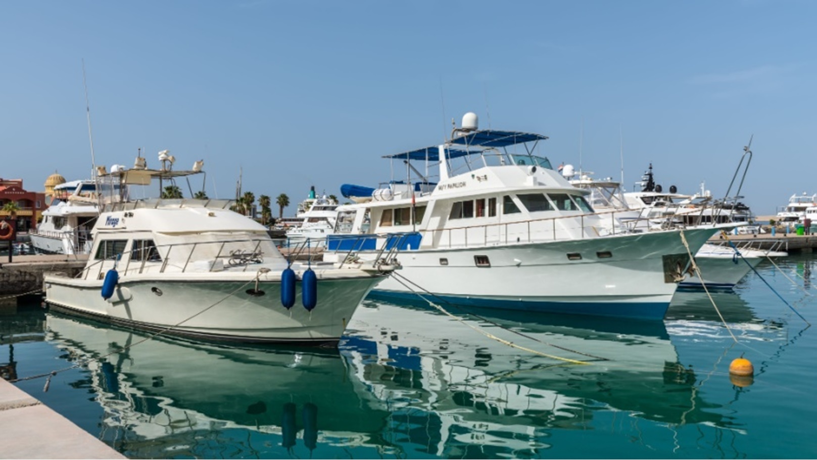 سياحة اليخوت