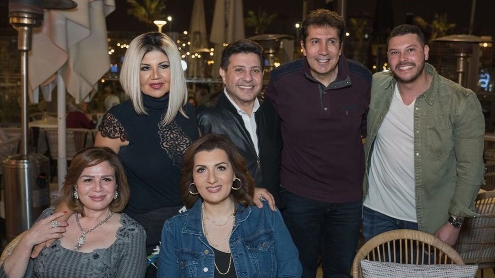 النجوم في مطعم شريف هاني شاكر