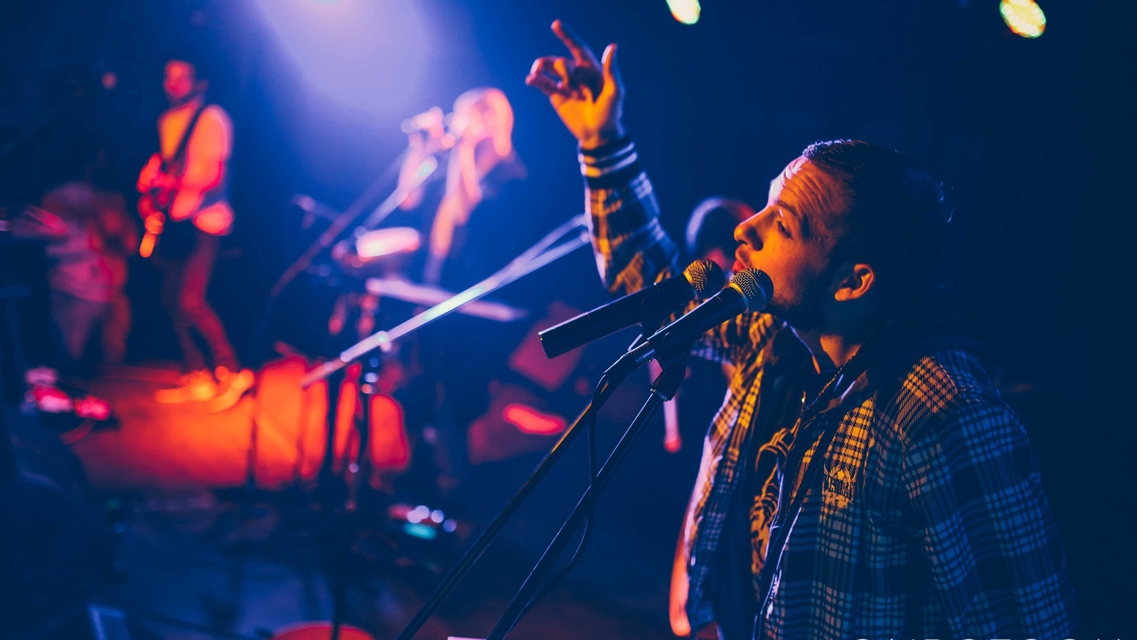 555822856f57-fab5-4f27-9304-6caa0b5dbe75