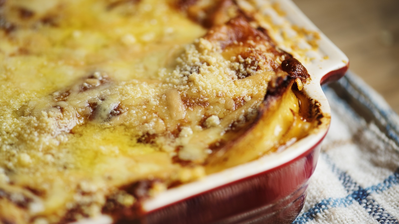 homemade-lasagna-food-photography-recipe-idea-2021-08-27-00-04-33-utc