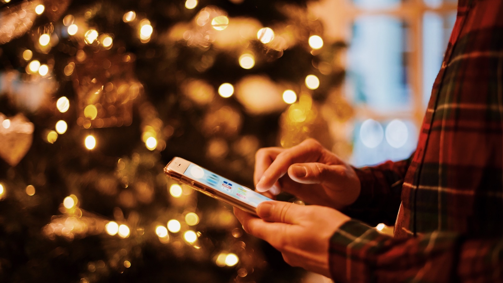 mobile-phone-2021-09-01-00-22-25-utc