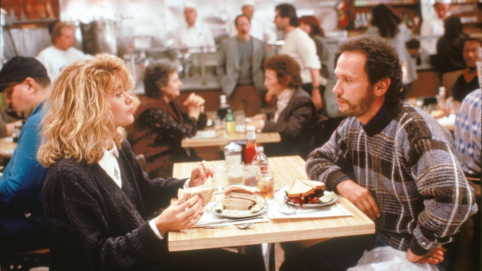 المشهد الأيقوني لمطعم Katz's Delicatessen من فيلم When Harry Met Sally