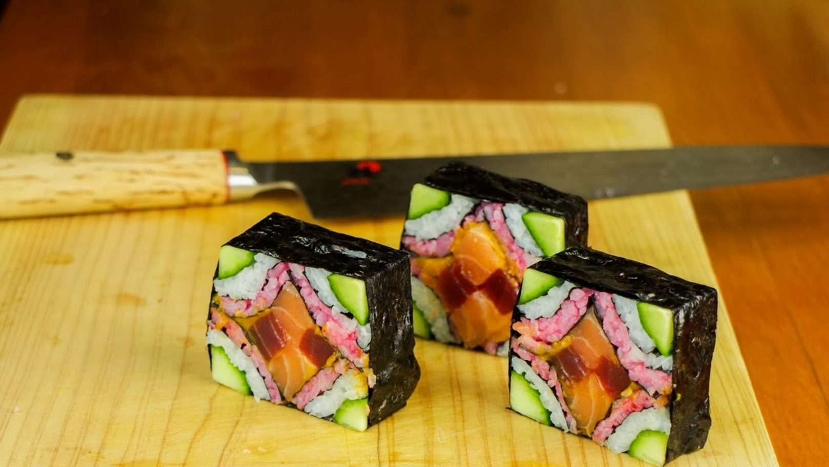 سوشي مكعبات الفسيفساء 3