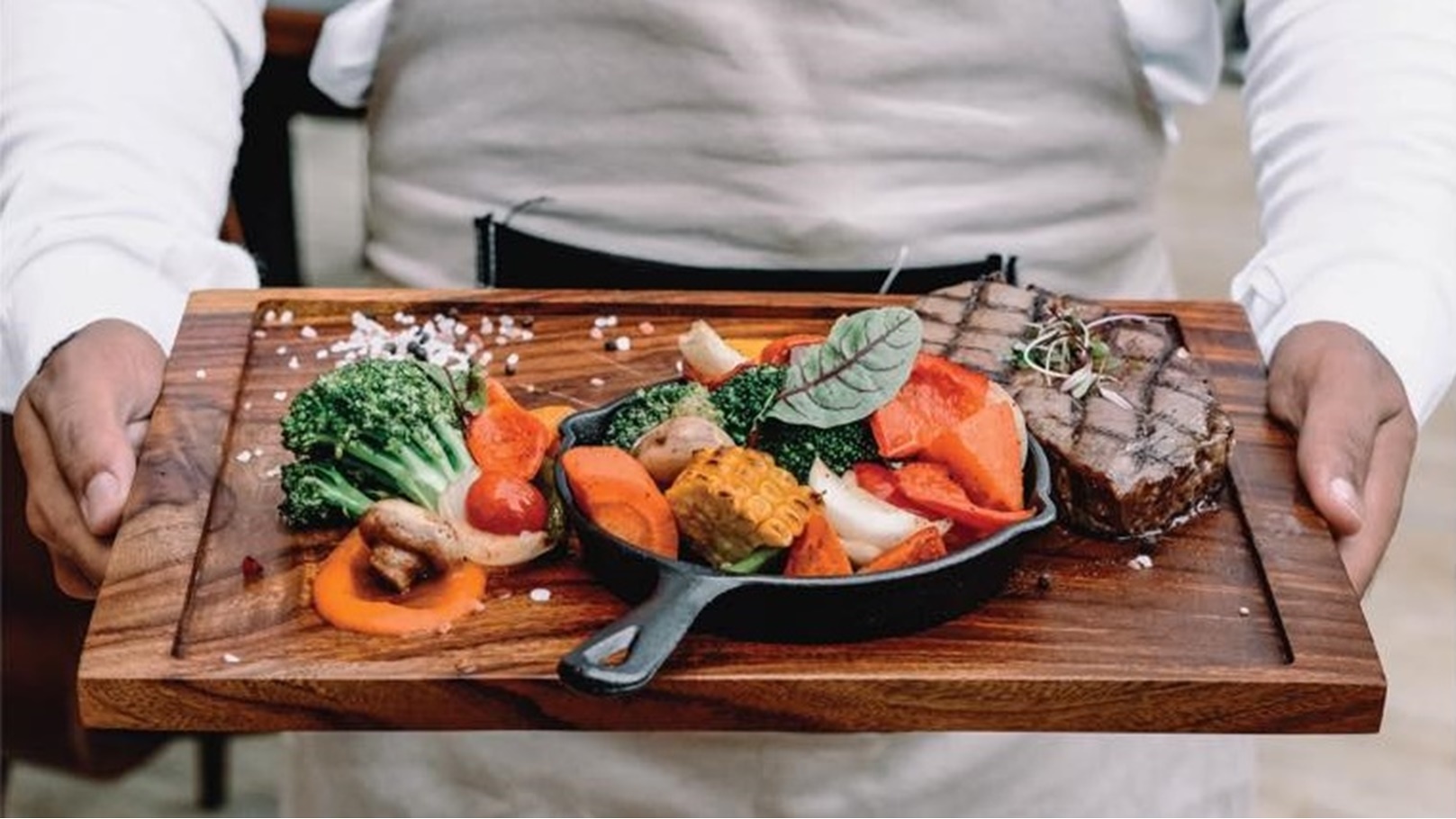 250865352_141192288244337_4440898398853882177_n