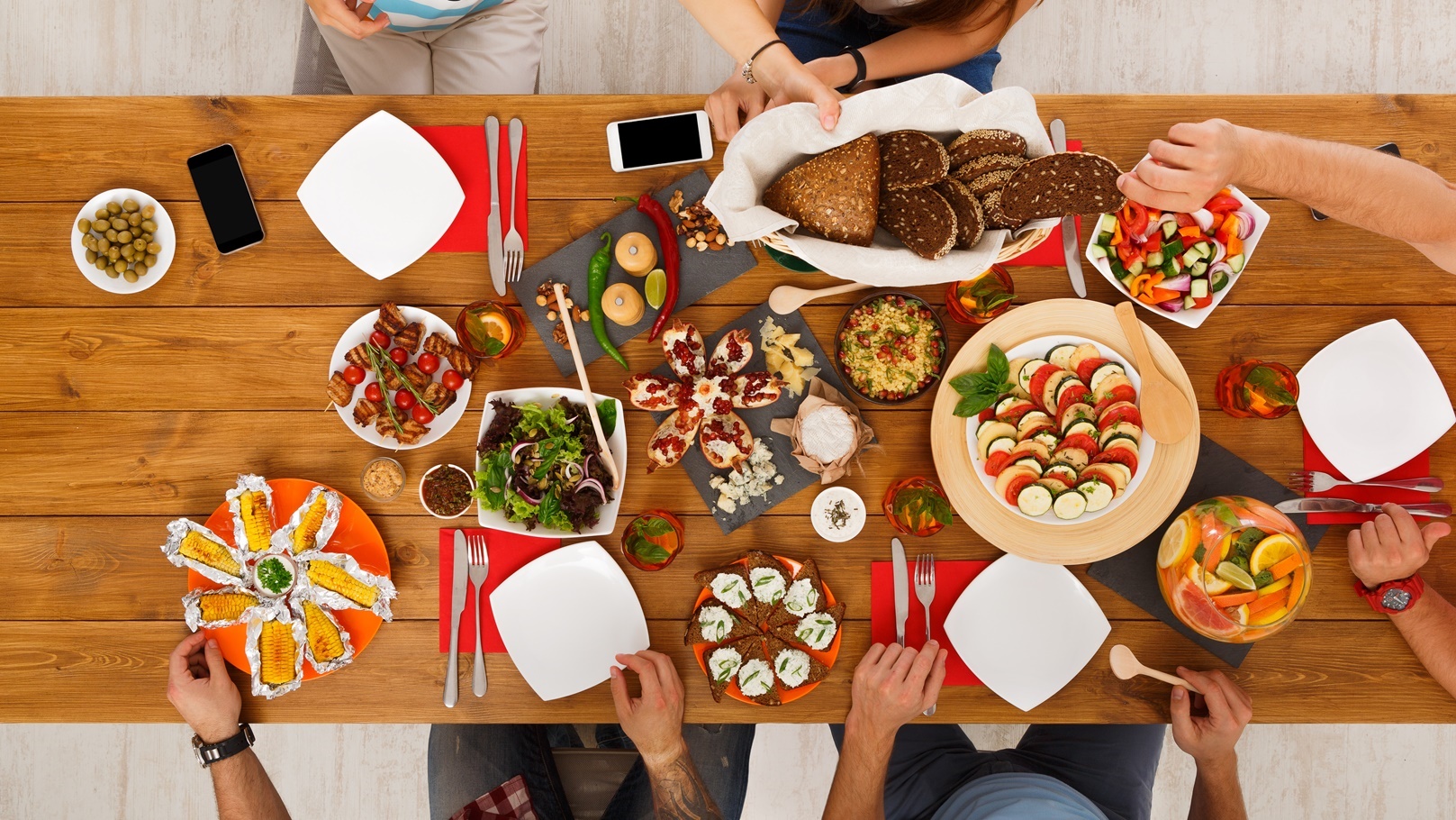 people-eat-healthy-meals-at-served-table-dinner-pa-2021-08-26-16-32-43-utc