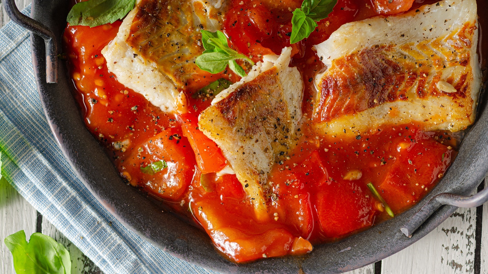 طاجن السمك التركي