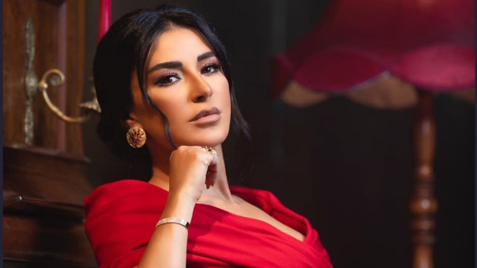 ماجي بوغصن وعلاقتها بالاكل