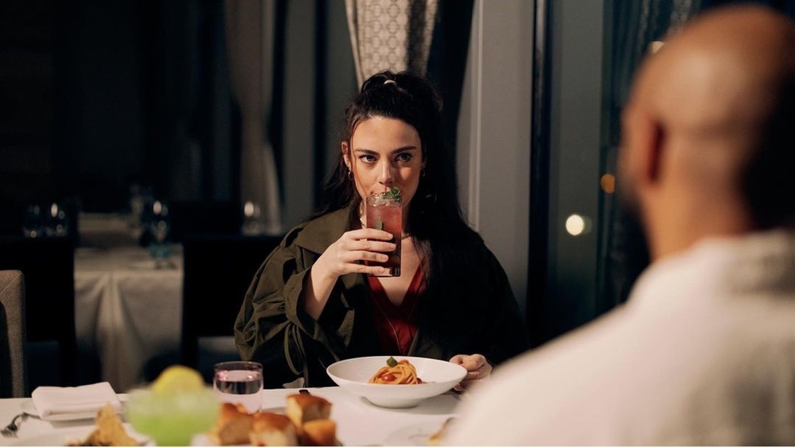 مطعم Vivo بفندق Nile Ritz Carlton