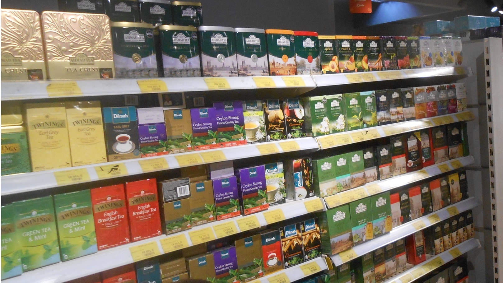 ماركات الشاي العالمية في "الفا ماركت"