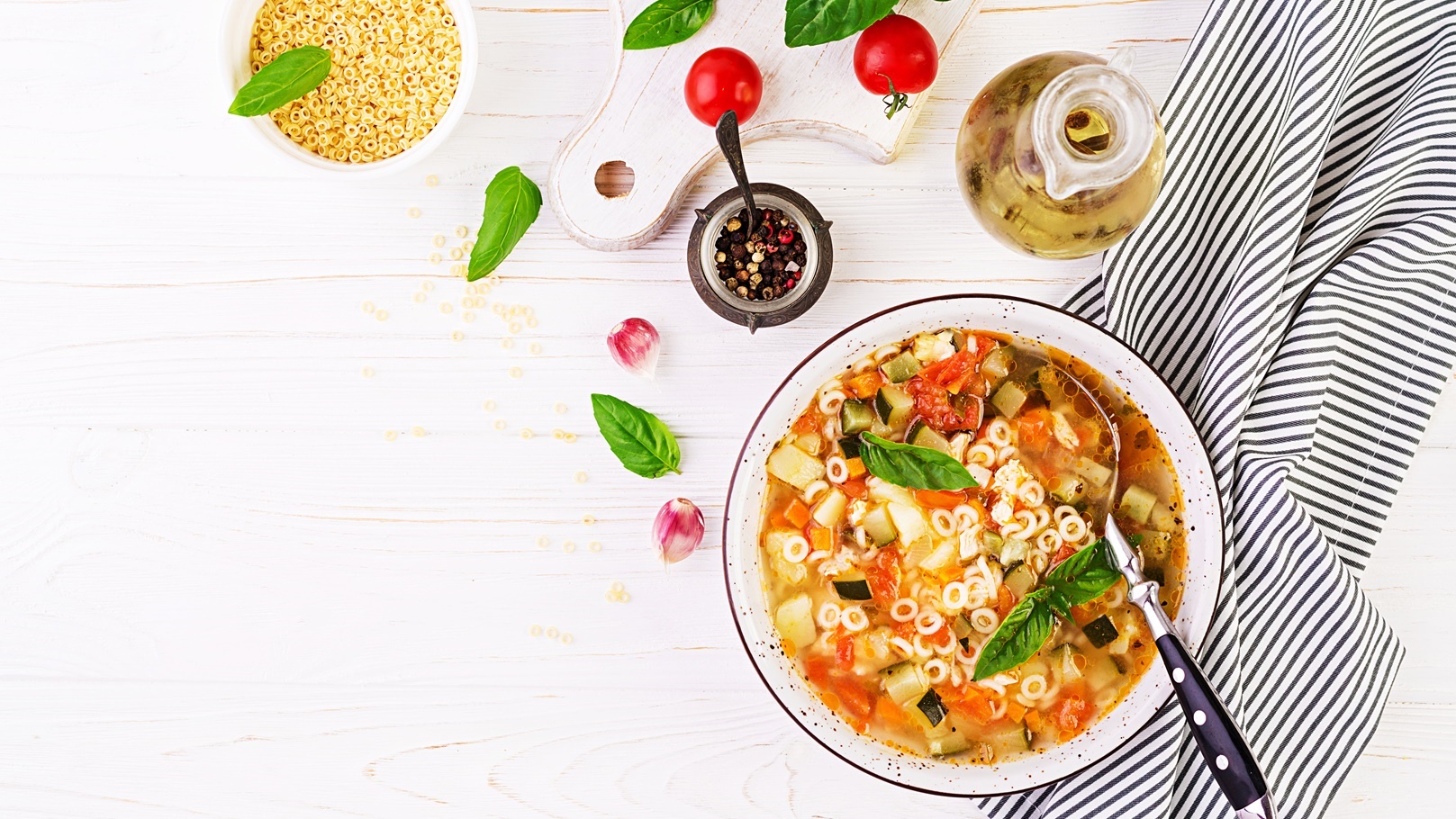 شوربة الخضروات النباتية