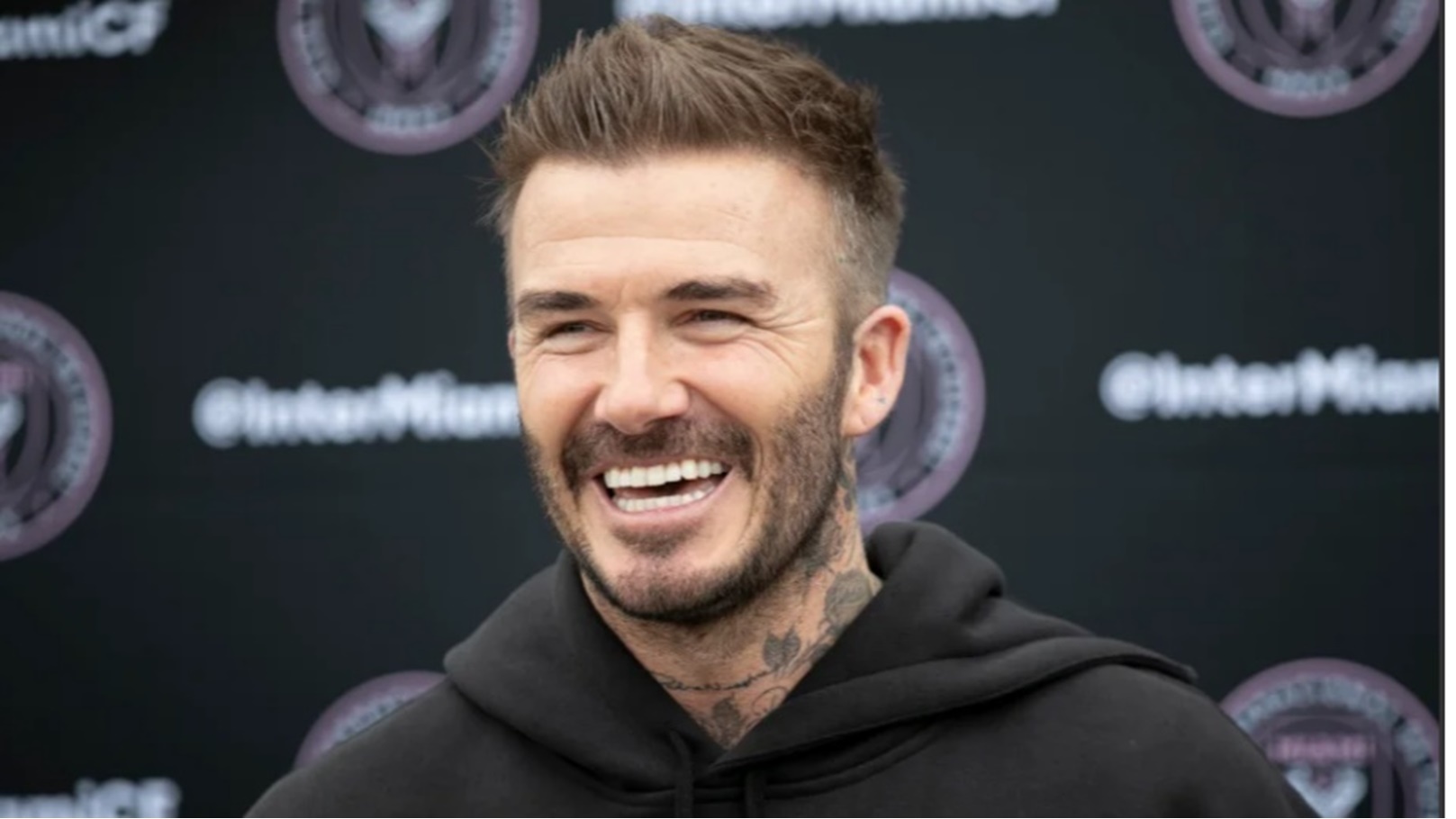 الاعب ديفيد بيكهام