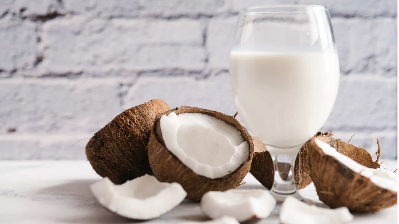 Homemade-Coconut-Milk