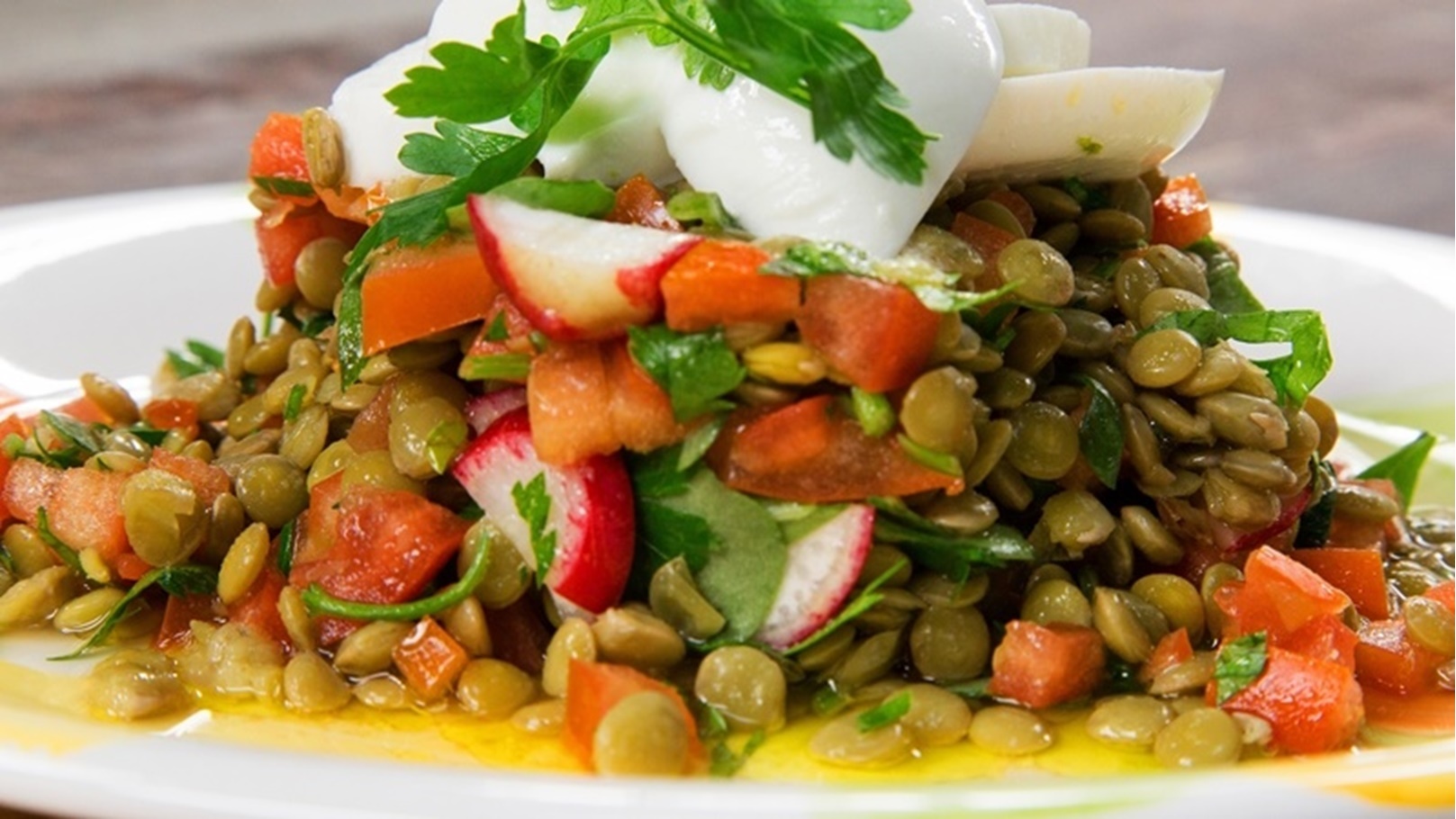 طريقة عمل سلطة العدس