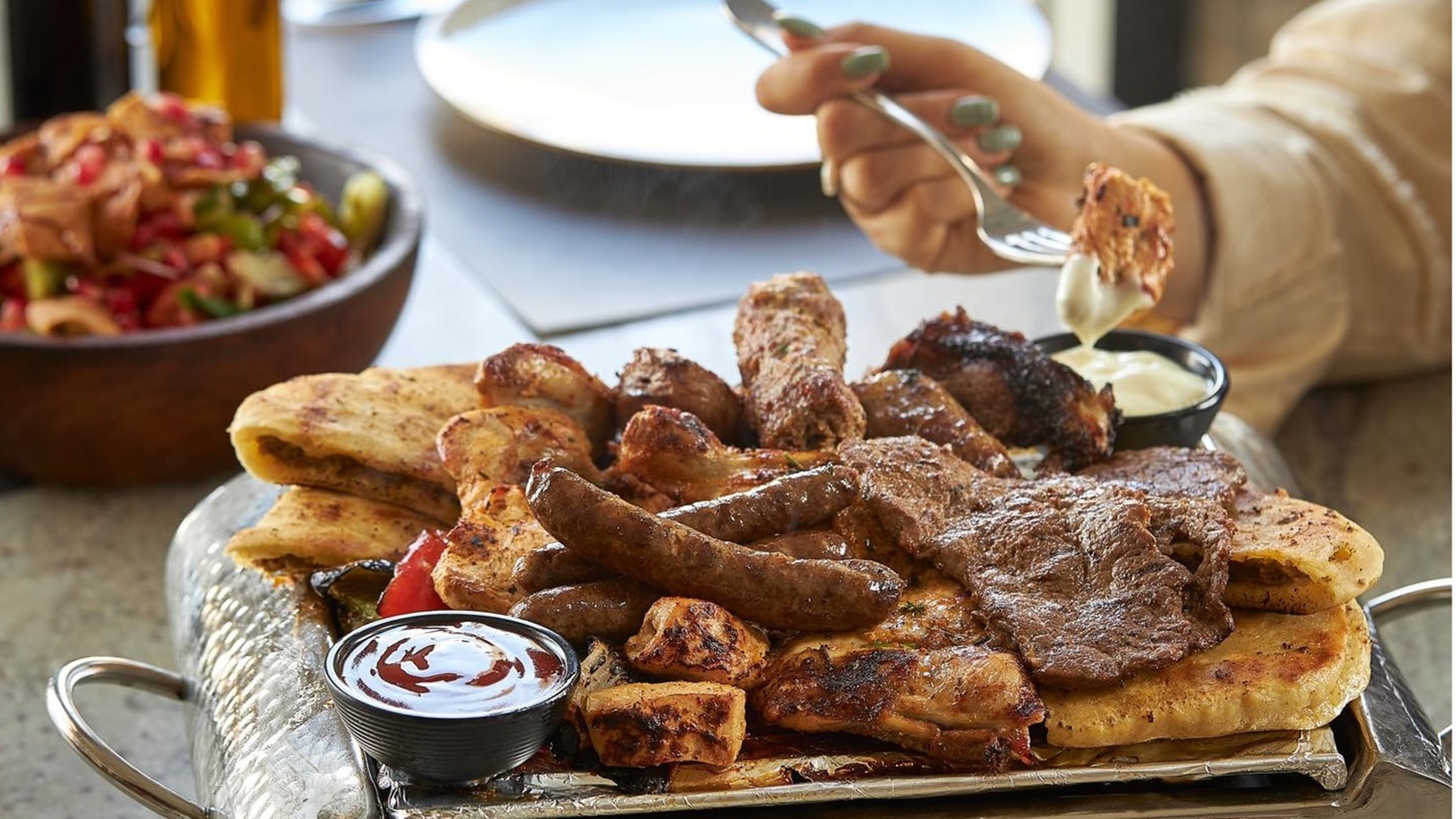 315889928_648719613631398_7800884403415778498_n