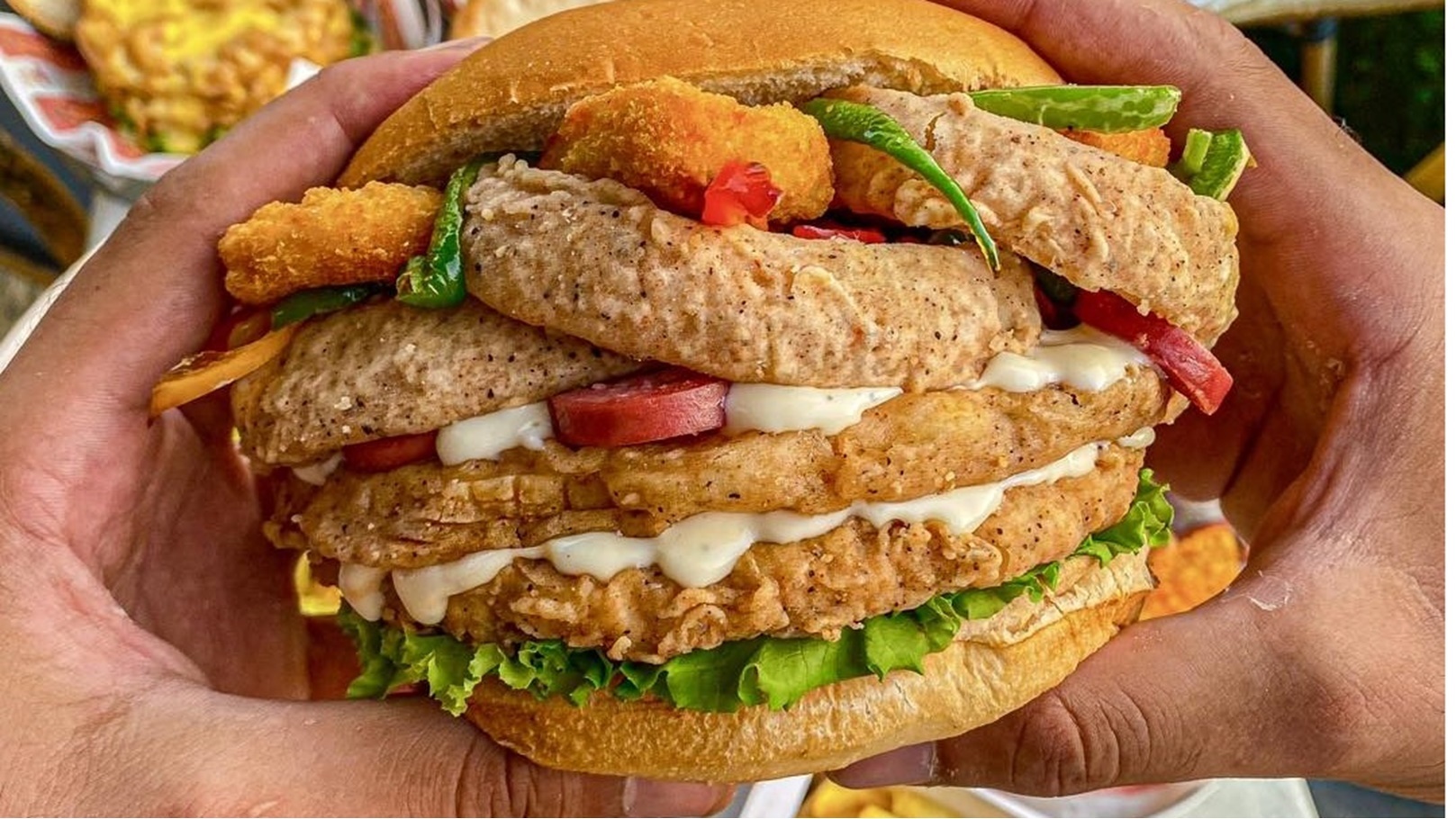 308460289_1976774685863619_5154251786957284739_n