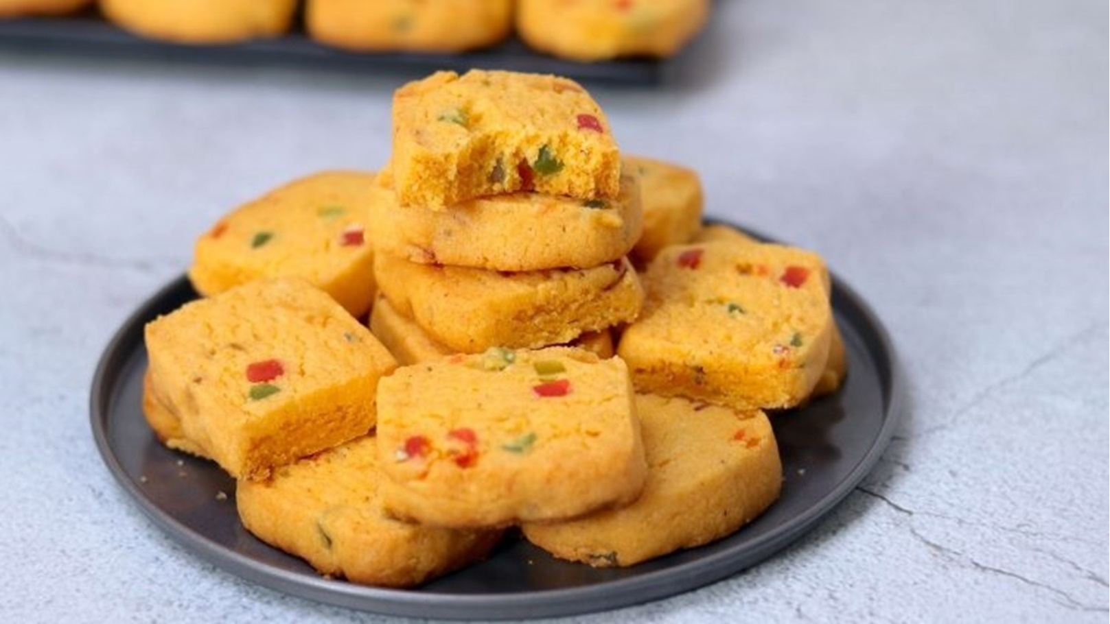 طريقة عمل بسكويت بالفواكه المجففة