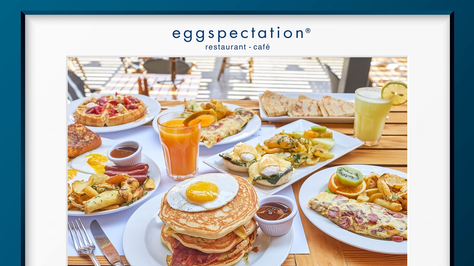 داخل مطعم Eggspectation Egypt كل حاجه فيها بيض...