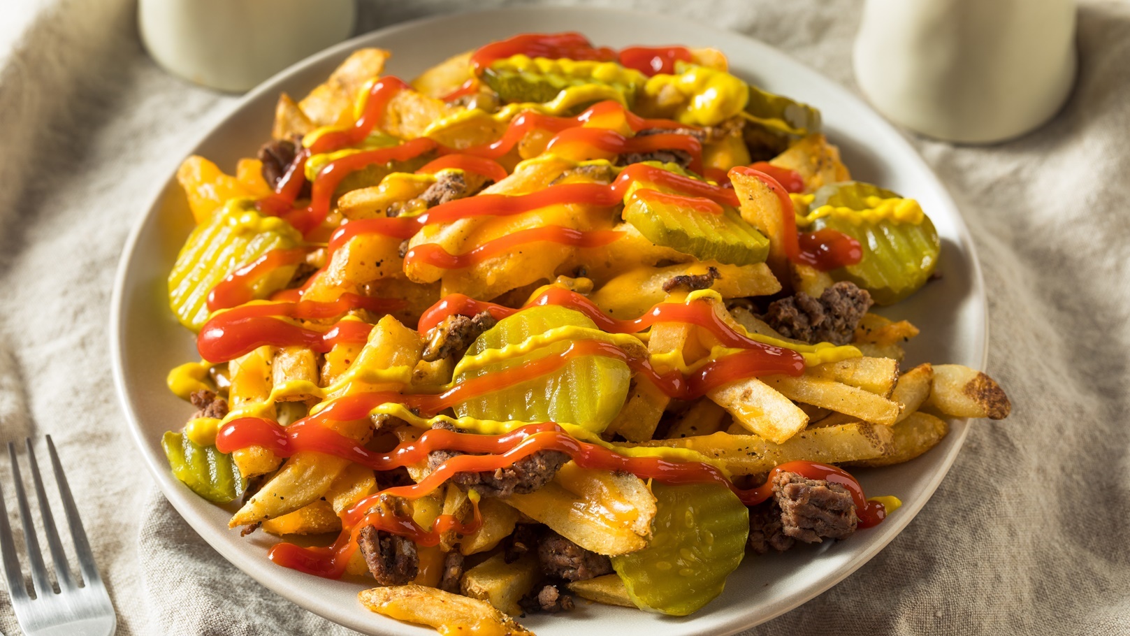 طريقة عمل البطاطس بصوص الجبن المميز