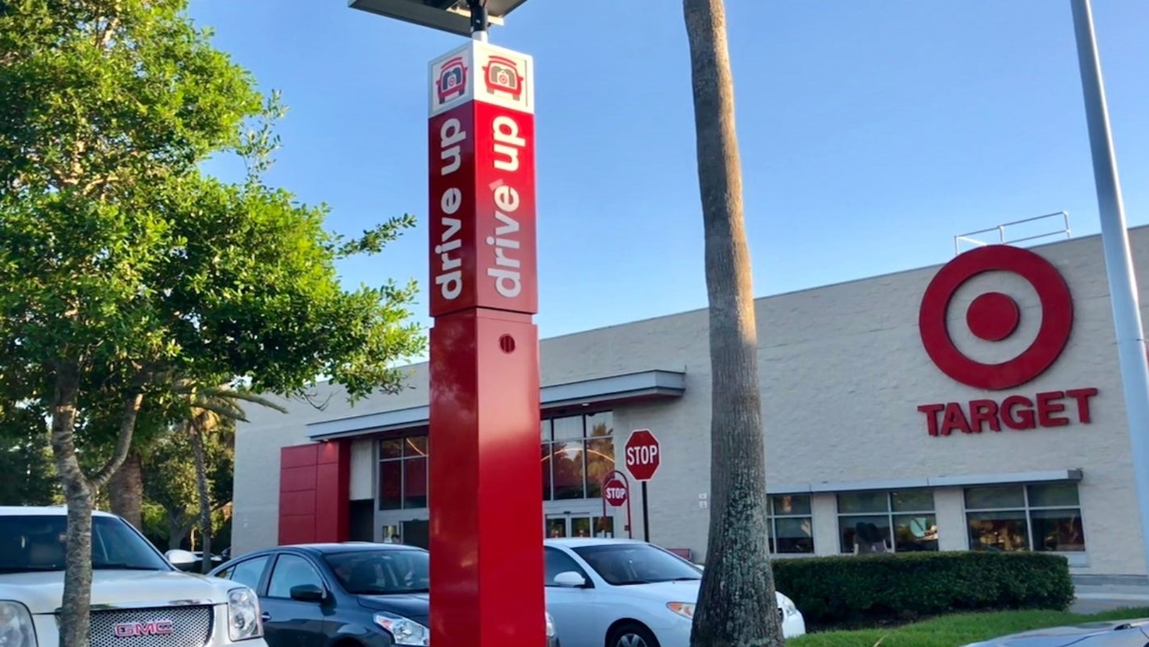 a42d0a88-29c9-4902-9e98-6934eea1bb7e-Target_pickup