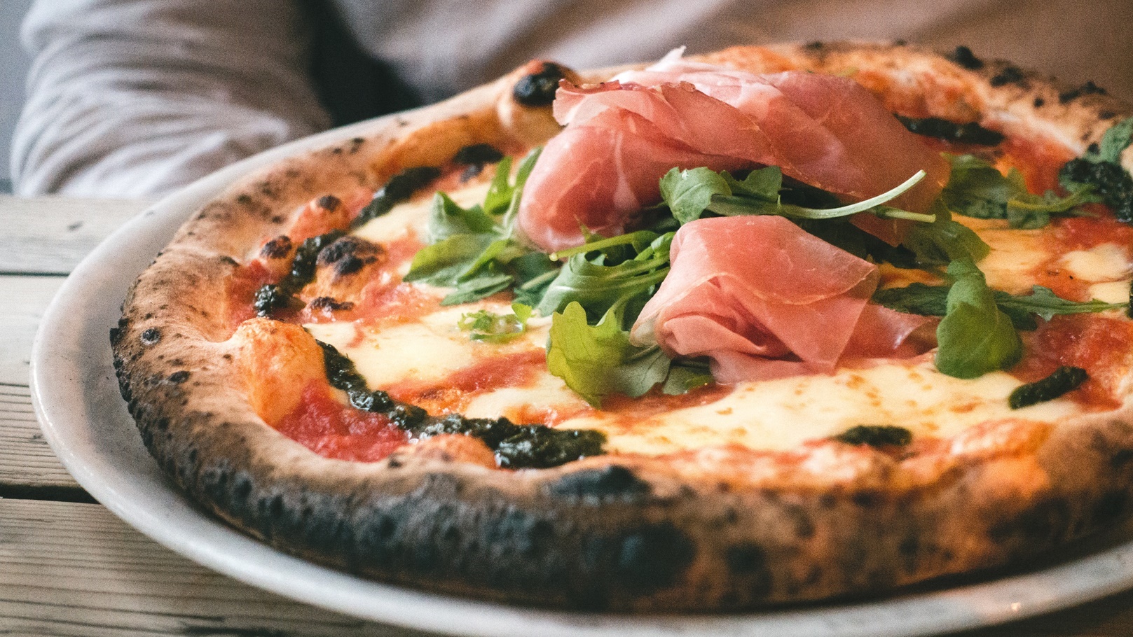 بيتزا نابوليتان